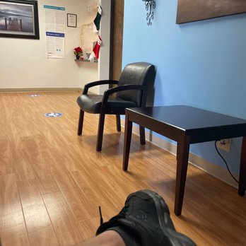 Labcorp - No one here but wait time is an hour. - Laboratory Testing Near Me - Santa Monica, California Labcorp - No one here but wait time is an hour. - Laboratory Testing Near Me - Santa Monica, California