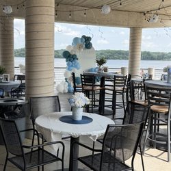 Go Fish Marina Bar & Grill