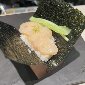 Matsunori Handroll Bar - Scallop - Sushi Bars Near Me - Queens, New York