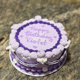 Custom vintage cake