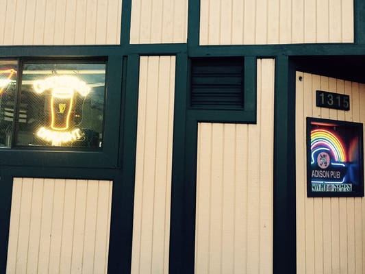 Madison Pub by null