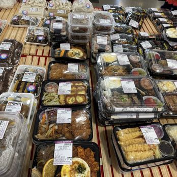 H Mart - Irvine Northpark - Grocery Near Me - Irvine, California