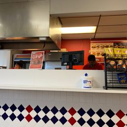 Super friendly staff! Awesome dogs and fries.