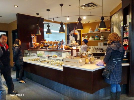 Blue Hat Bakery & Bistro at Pacific Institute of Culinary Arts by null