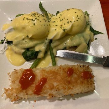 Cafe Mason - Smoked Salmon Benedict - Breakfast & Brunch Near Me - San Francisco, California