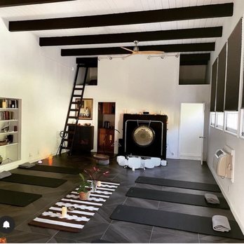 Century Wellness Studio - The sound bath space - Yoga Near Me - Los Angeles, California Century Wellness Studio - The sound bath space - Yoga Near Me - Los Angeles, California