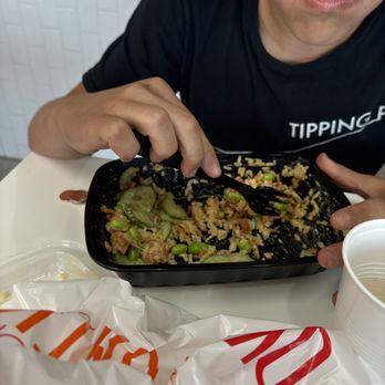 PokiTomik - Swallowing food - Poke Near Me - Glendale, California