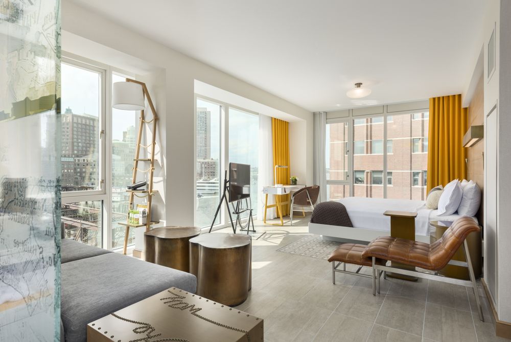 The Envoy Hotel, Autograph Collection
