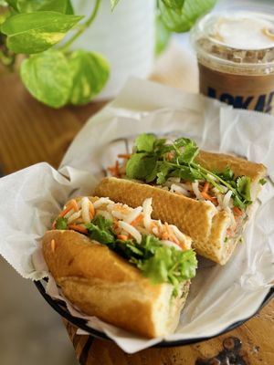 Lokal Sandwich Shop by null