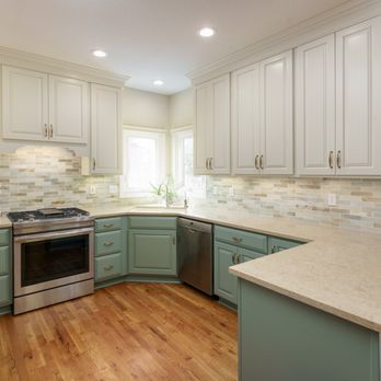 Kmkc Design - Warm and inviting kitchen remodel with two-tone cabinetry, updated finishes, and improved functionality. - Interior Design Near Me Kmkc Design - Warm and inviting kitchen remodel with two-tone cabinetry, updated finishes, and improved functionality. - Interior Design Near Me