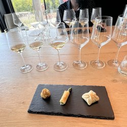 Crimson Lane Vineyards - Pairing selections for white wine