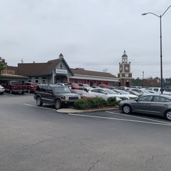 River Oaks Village