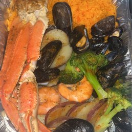 A seafood mixture I choose what I wanted and they cooked it. The food comes in this pan when you get it a lot