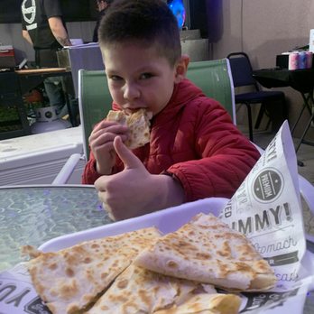 NoMambres - Chicken quesadilla - Food Stands Near Me - Rialto, California