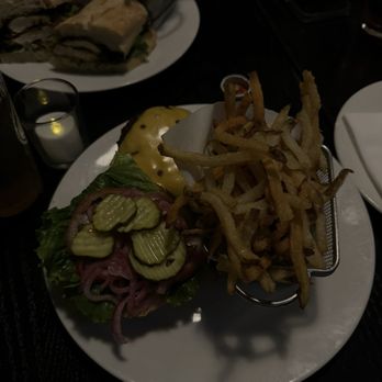 Bar 135 - burger up close - Bars Near Me - New York, New York Bar 135 - burger up close - Bars Near Me - New York, New York