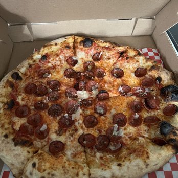 King Dough Indy - Pepperoni Pizza - Pizza Near Me - Indianapolis, Indiana King Dough Indy - Pepperoni Pizza - Pizza Near Me - Indianapolis, Indiana