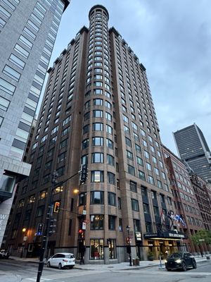 InterContinental Montreal, an IHG Hotel by null