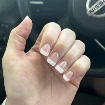 Lush Nail Bar - Nail Salons Near Me - Pflugerville, Texas