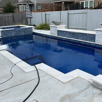Pinnacle Pools & Spas - Fiberglass - Pool & Hot Tub Service Near Me - Georgetown, Texas
