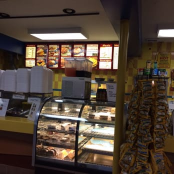 Golden Krust - Menu and cakes - Caribbean Near Me - Amityville, New York