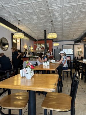 Dama Restaurant and Pastry by null