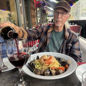 La Vita E Bella - Seattle's best seafood dish, service, cocktails and wine. Elizabeth, a long time server is a master of the Negroni cocktail. - Italian Near Me - Seattle, Washington La Vita E Bella - Seattle's best seafood dish, service, cocktails and wine. Elizabeth, a long time server is a master of the Negroni cocktail. - Italian Near Me - Seattle, Washington
