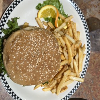 Black Bear Diner San Antonio City Base - Bob's Big Bear Burger - Diners Near Me - San Antonio, Texas