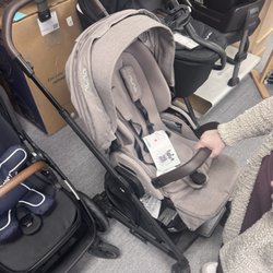 Baby Go Round - Numa car seat