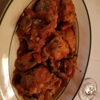 Bamonte's - Chicken Caccitore - Italian Near Me - Brooklyn, New York Bamonte's - Chicken Caccitore - Italian Near Me - Brooklyn, New York