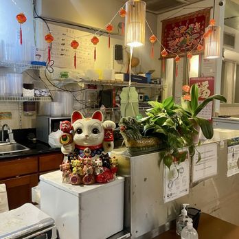 Harbor City Restaurant - Front desk & lucks cats - Barbeque Near Me - Seattle, Washington Harbor City Restaurant - Front desk & lucks cats - Barbeque Near Me - Seattle, Washington