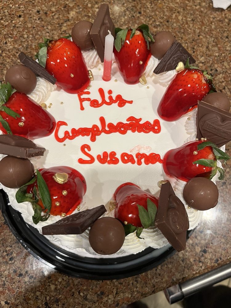 Sandy's Bakery Panaderia Logo