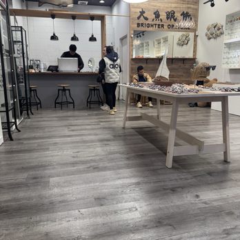 Brighter Optical - Eyewear & Opticians Near Me - Pasadena, California