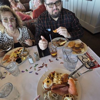 Salty's on Alki - Brunch - Seafood Near Me - Seattle, Washington Salty's on Alki - Brunch - Seafood Near Me - Seattle, Washington