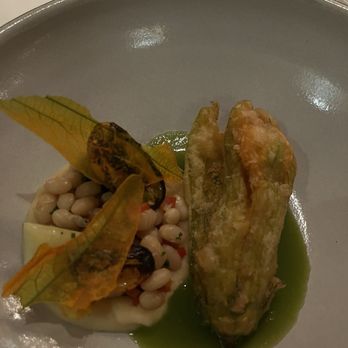 The Elderberry House - Main course vegetarian - French Near Me - Oakhurst, California
