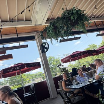 The Henry - Outdoor terrace - New American Near Me - Nashville, Tennessee