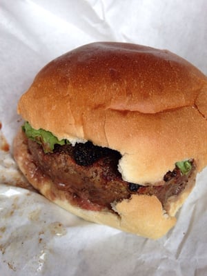 Tommis Burger Joint, Mitte by null
