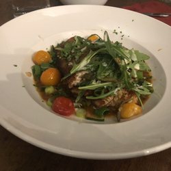 Landgasthof Roßkothen - Knusprige Lachsforelle auf Chorizorisotto, Tomaten-Kräutersud, dazu Blattsalat-Beilage