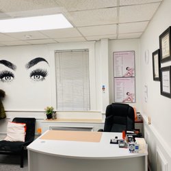 GLOW Threading & Waxing - #FrontDesk