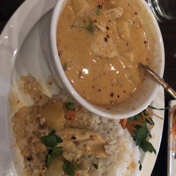 Nicky's Thai Kitchen - Pineapple curry with chicken - good but could be spicier - Thai Near Me - Pittsburgh, Pennsylvania