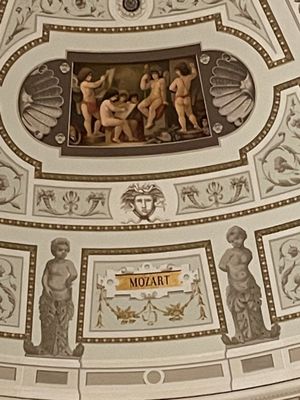 Semperoper Dresden by null