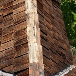 Valiant Roofing and Construction