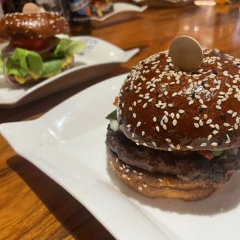 Gordon Ramsay Burger Las Vegas - Burgers Near Me - Las Vegas, Nevada Gordon Ramsay Burger Las Vegas - Burgers Near Me - Las Vegas, Nevada