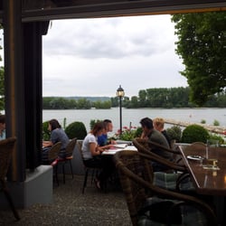 Rhein Pavillon da Nico - Blick zum Rhein von der Terasse aus :-)