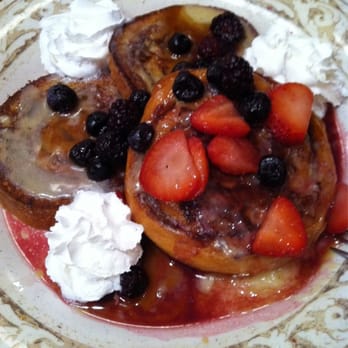Another Broken Egg Cafe - Cinnamon roll French toast - Breakfast & Brunch Near Me - Panama City Beach, Florida Another Broken Egg Cafe - Cinnamon roll French toast - Breakfast & Brunch Near Me - Panama City Beach, Florida