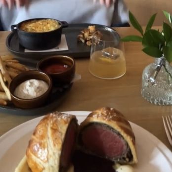 Ramsay's Kitchen - Shepherds Pie , Truffle Fries , Beef Wellington - New American Near Me - Naperville, Illinois Ramsay's Kitchen - Shepherds Pie , Truffle Fries , Beef Wellington - New American Near Me - Naperville, Illinois
