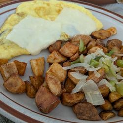 Tom's Famous Family Restaurant 22 - Mushroom swiss omelette