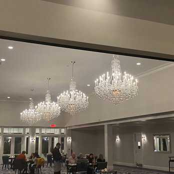 The Waterfront New York City - Beautiful decor - New American Near Me - Bronx, New York