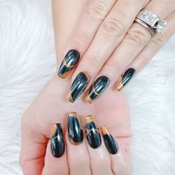 Blanc Nail Bar