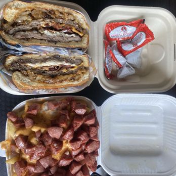 Hamburguesas Uruapan - Looks very delicious - Burgers Near Me - Anaheim, California Hamburguesas Uruapan - Looks very delicious - Burgers Near Me - Anaheim, California