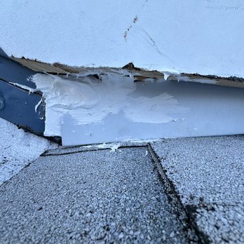 Terrazas Roofing - Poorly cut wood and unprofessional workmanship - Roofing Near Me - Costa Mesa, California Terrazas Roofing - Poorly cut wood and unprofessional workmanship - Roofing Near Me - Costa Mesa, California